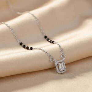 Anaya Minimal Silver Chain Necklace